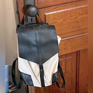 Deux Lux linen backpack